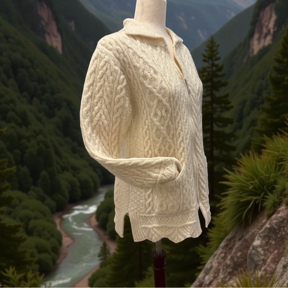 INIS CRAFTS Women's Cream Cable Knit Cardigan Sweater ~ Ireland     size Small